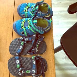 Boys sandals/water shoes